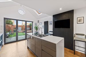 Kitchen- click for photo gallery